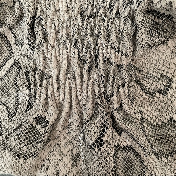 Chinese Laundry Women’s Faux Snake Skin Zipper Shoulder Purse - Picture 2 of 8